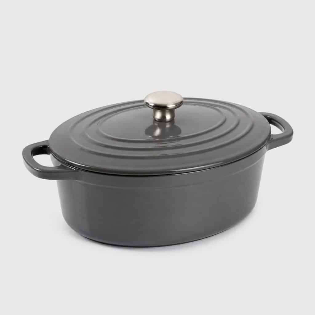 Cocotte en fonte émaillée ovale vue de face
